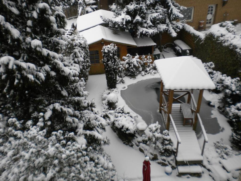Eifel-Landhaus Ferienwohnungen "Em Gardestueffje" 멕헤르니흐 객실 사진